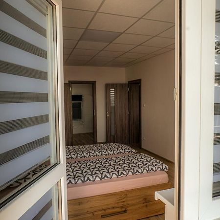 Kaluža Apartmany Motocentrum المظهر الخارجي الصورة